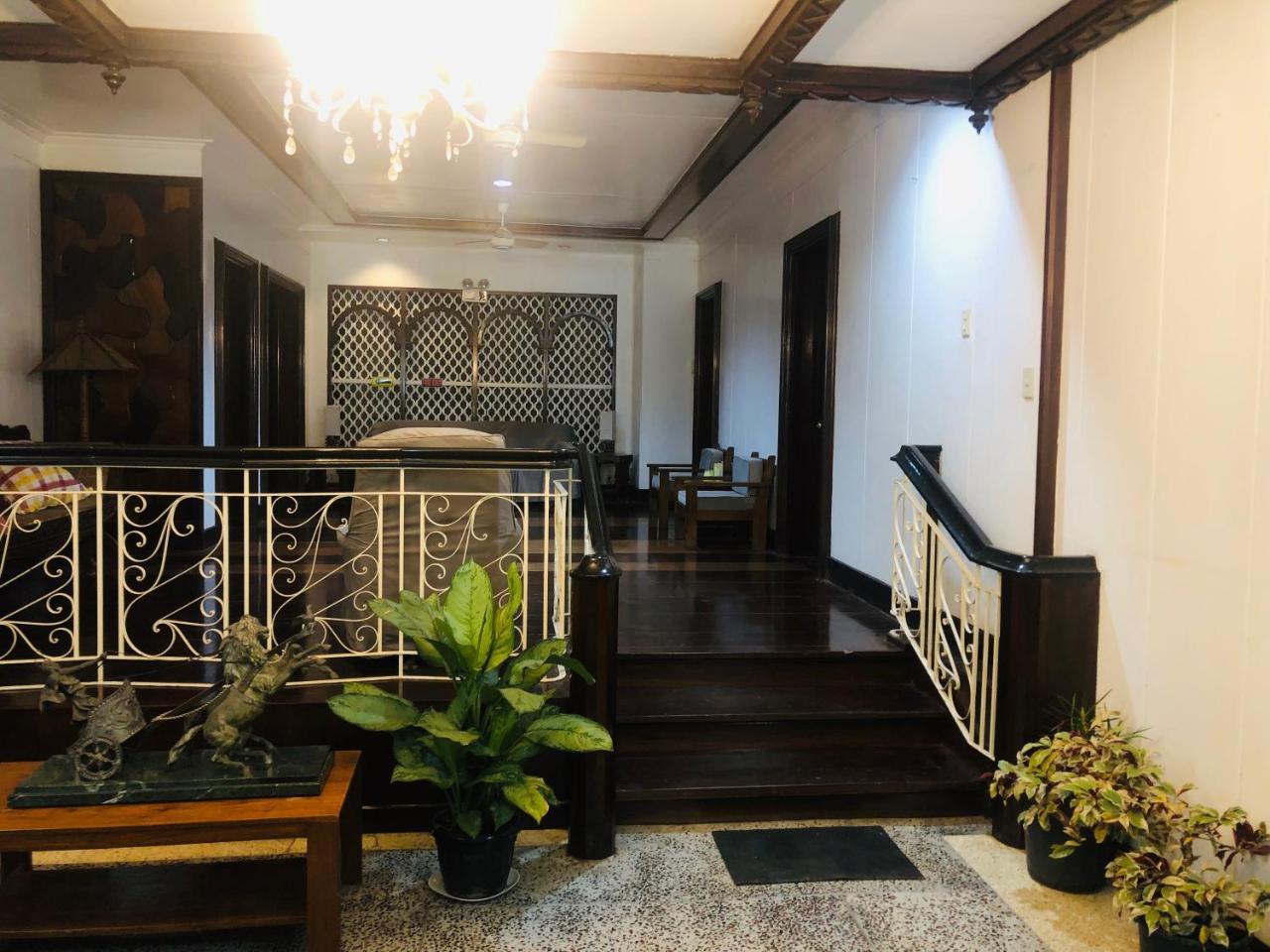Matutina Pensionne Puerto Princesa Luaran gambar